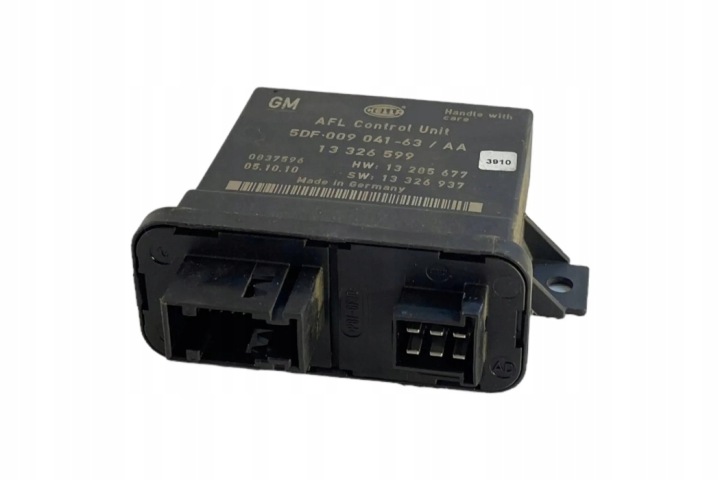 MODULE DE COMMANDE D'ÉCLAIRAGE OPEL INSIGNIA A ESTATE (G09) 13326937 2.0L DIESEL 118KW 2010