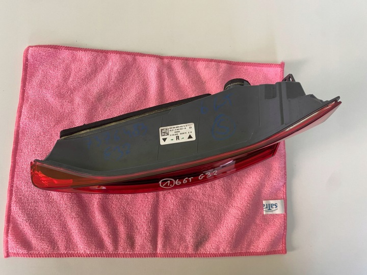 BMW G32 6GT 6 GT PHARE DROITE ARRIÈRE SUR COUVERCLE DE COFFRE LED ORIGINALE 7376483 8493054