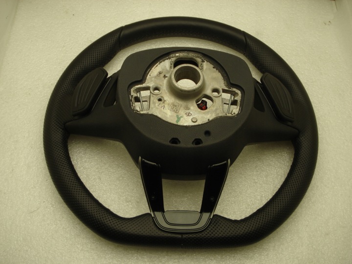 VOLANT SKODA VRS OCTAVIA AUTRE PALETTES CHAUFFAGE B.LADNA