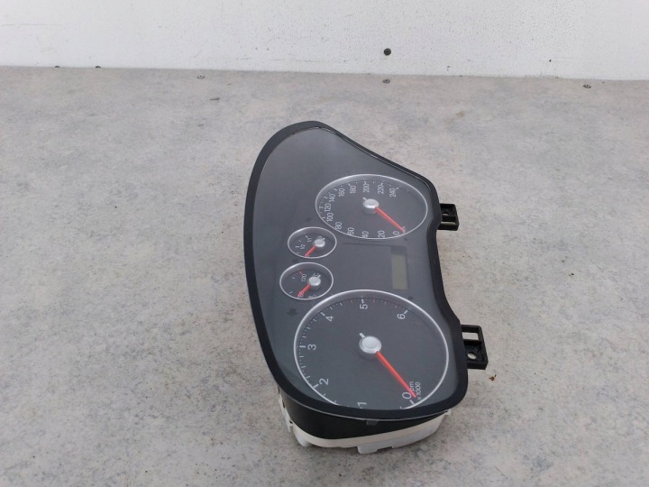 COMPTEUR FORD FOCUS C-MAX 3M5T-10849-GH VISTEON 2.0 TDCI