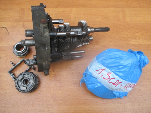 MÉCANISME ROZNICOWY 55567581 9/12/71 BOÎTES OPEL 5 VITESSE ASTRA CORSA