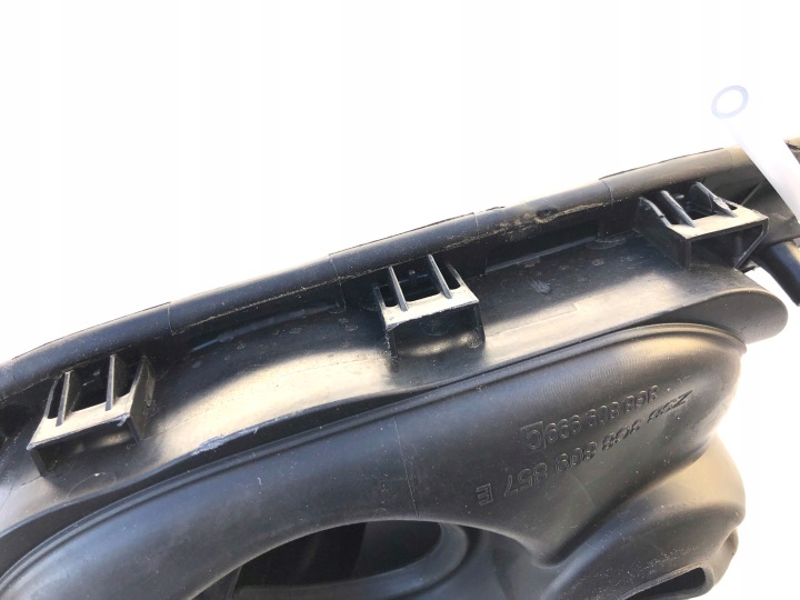 CLAPET GOULOTTE DE REMPLISSAGE CARBURANTS 3G8809857E VW ARTEON TDI