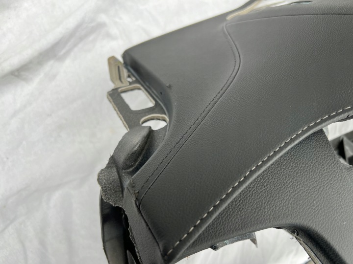 VOLVO XC90 XC-90 2 II PLANCHE CONSOLE CUIR NOIRE 31363702