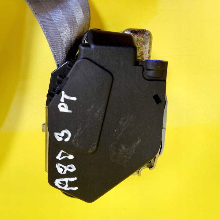 CEINTURE DE SÉCURITÉ DROIT ARRIÈRE AUDI A8 S8 D3 4E 4E0857806B NR1649
