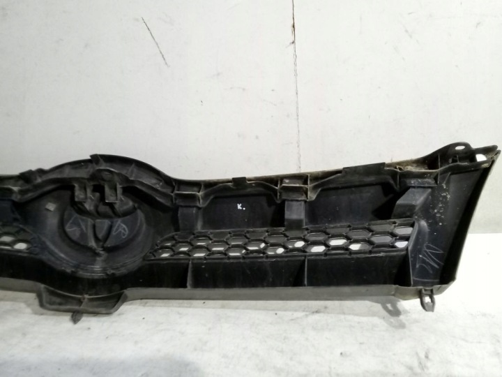 TOYOTA COROLLA VERSO II GRILLE CALANDRE CALANDRE