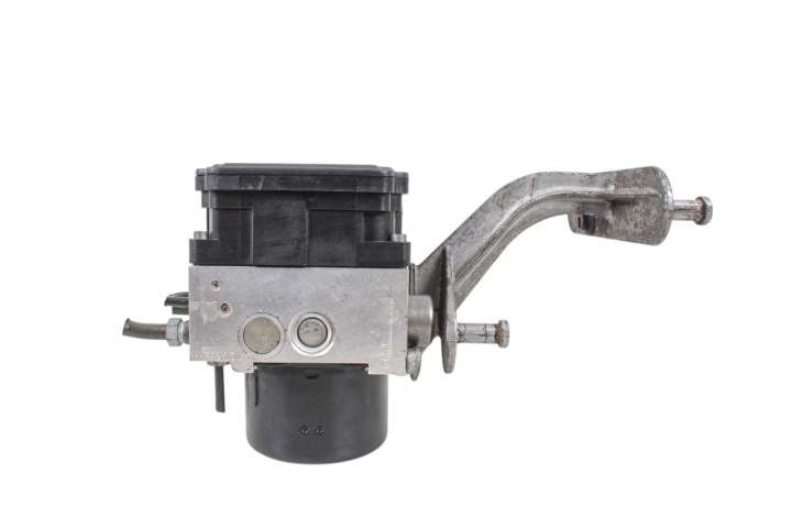 POMPE ABS DE FREIN MERCEDES C-KLASA W204 A0064312612 A2045454732