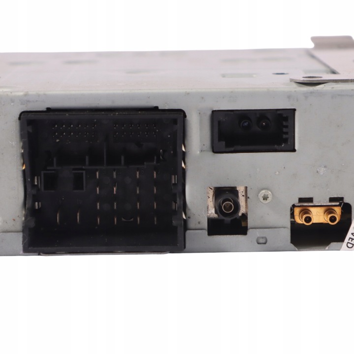 AUDI A8L 4H SYNTONISEUR RADIO 4H0035061J