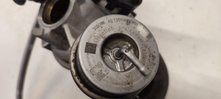 VOLVO XC40 TURBINE TURBOSPEZARKA HYBRID 32257071 32361510 36010419