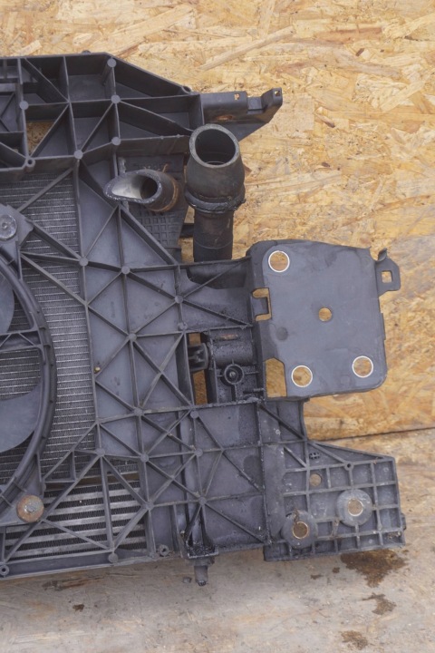 RENAULT SCENIC III PANNEAU AVANT RADIATEURS VENTILATEUR 1.5 DCI (D788)