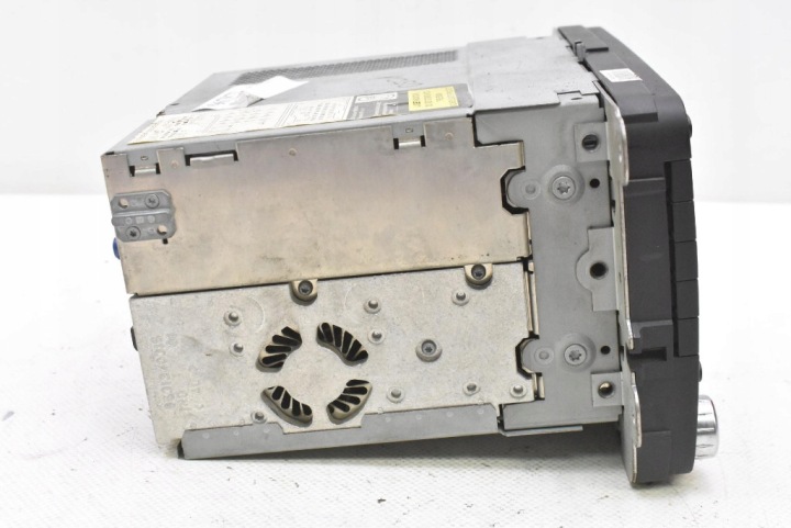 RADIO AUTORADIO CD NAVI 8618844888 VW PASSAT B6 05-10