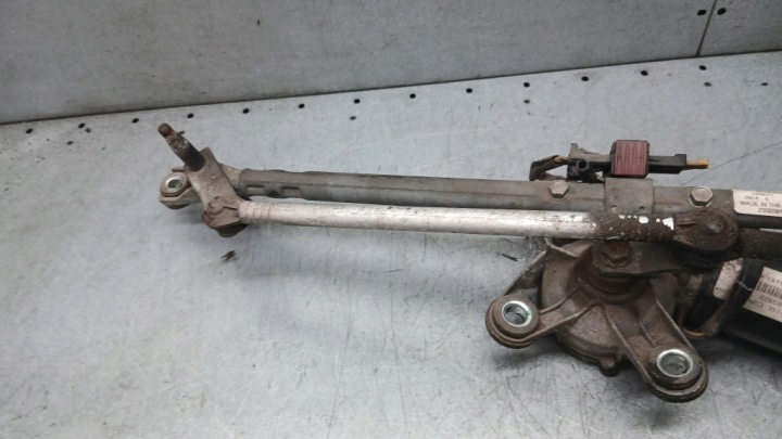MECHANIZMA ESSUIE-GLACES OPEL VECTRA C 2.2DTI 04R 09185806