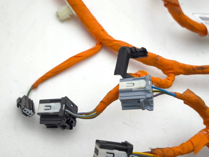 FORD KUGA III 2023 FIL HAUTE TENSION LX6810B693BB