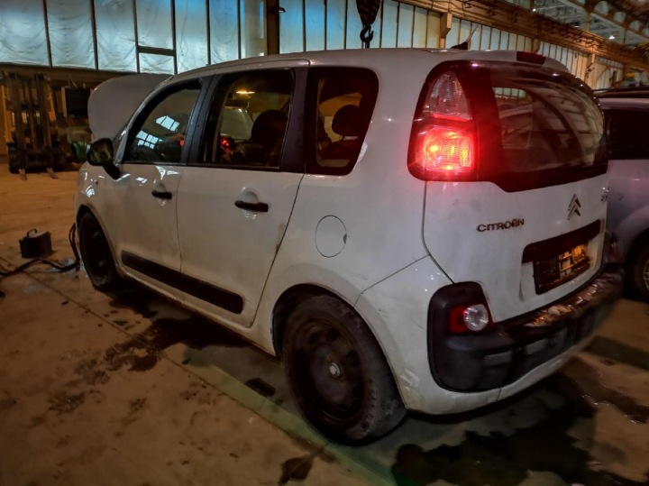 CITROEN C3 PICASSO POMPE CARBURANTS 2009 1.4L 9684934480