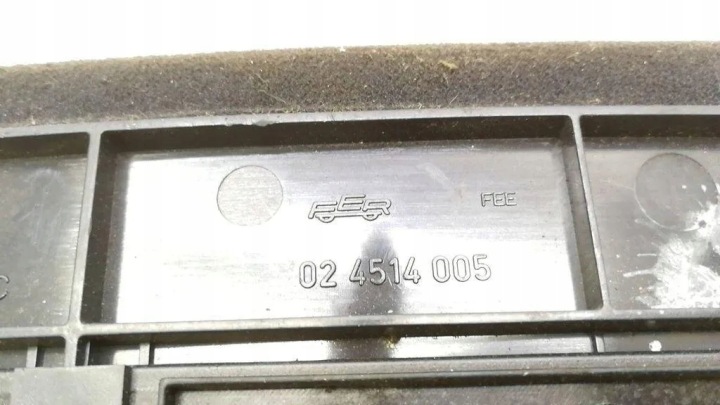 SUPPLÉMENTAIRE FEUX STOP SKODA SUPERB I (3U4) 3B5945135C 1.9L DIESEL 96KW 2003