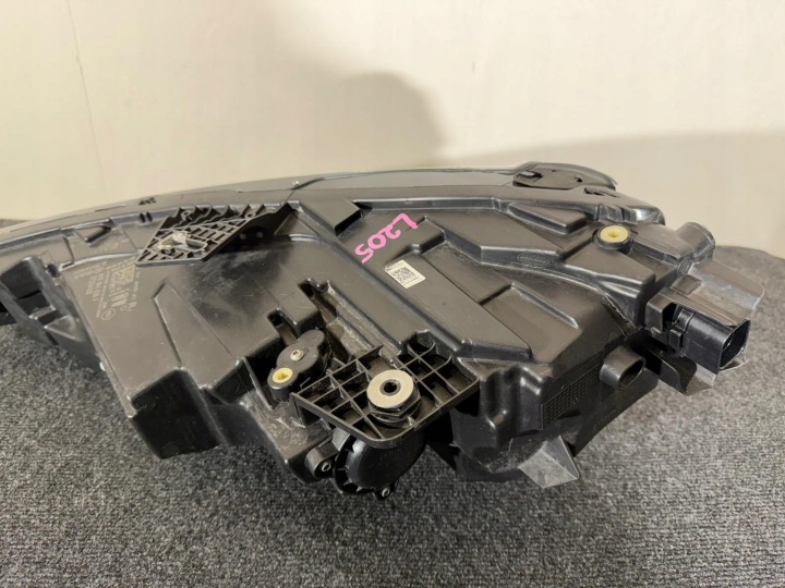 AUDI A3 S3 RS3 8Y MATRIX PHARE DROITE DROIT AVANT 8Y0941036F EUROPE L205
