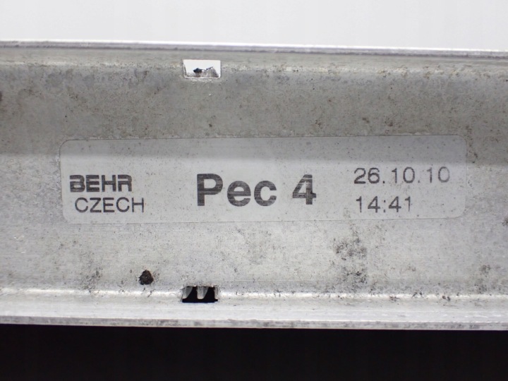 7L6121253B BH3 RADIATEUR EAU AUDI Q7 4L TOUAREG
