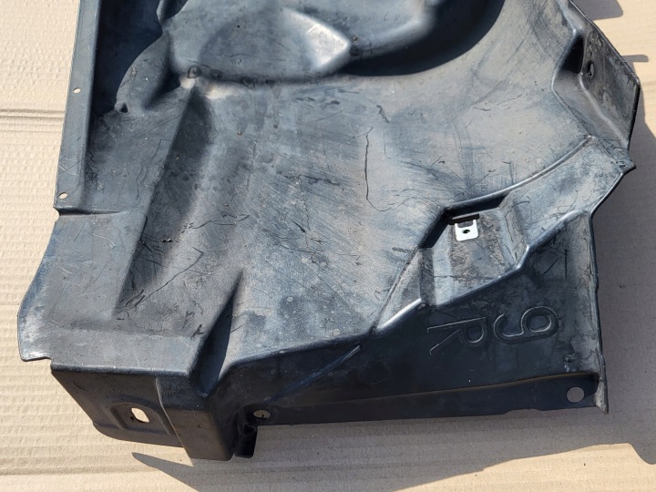 PASSAGE DE ROUE DROIT AVANT PIÈCE ARRIÈRE BMW 3 E90 E91 OE 7059378