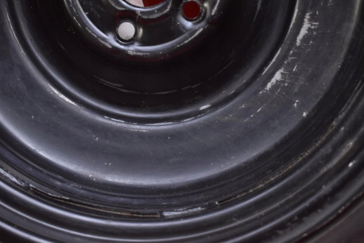 KOLO RÉGLAGE PNEU DE SECOURS 17″ 2170600 125/70 BFGOODRICH TOYOTA AVENSIS