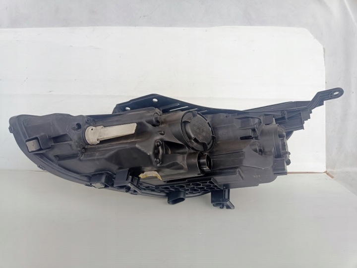 PHARE AVANT HYUNDAI I30 III ORDINAIRE LENTILLE 17-20 RH DROITE 92102G4020