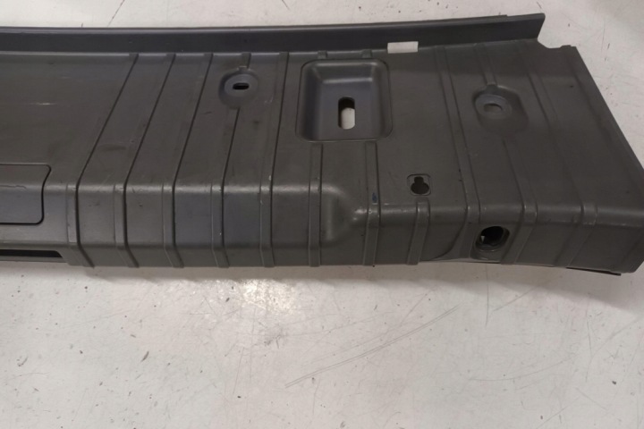 PROTECTION SERRURE COUVERCLES DE COFFRE BMW 3 (E90) 7059258 2.0L DIESEL 2011