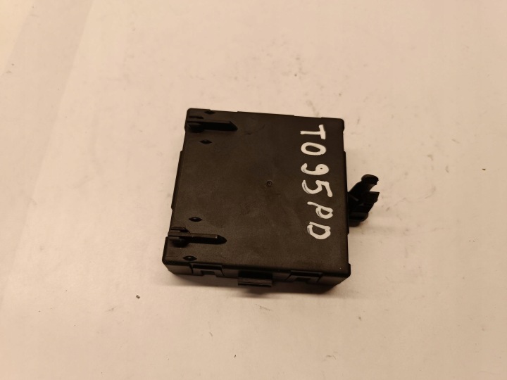 MERCEDES-BENZ C W204 MODULE PORTES A2129004214 2013 2100CM3