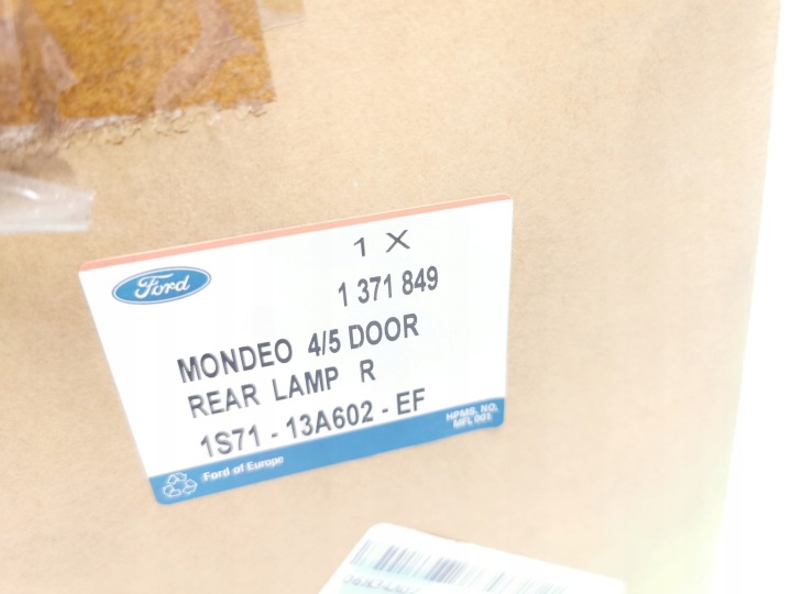 PHARE DROIT ARRIÈRE FORD MONDEO 2000-2007 (GE) OE 1371849
