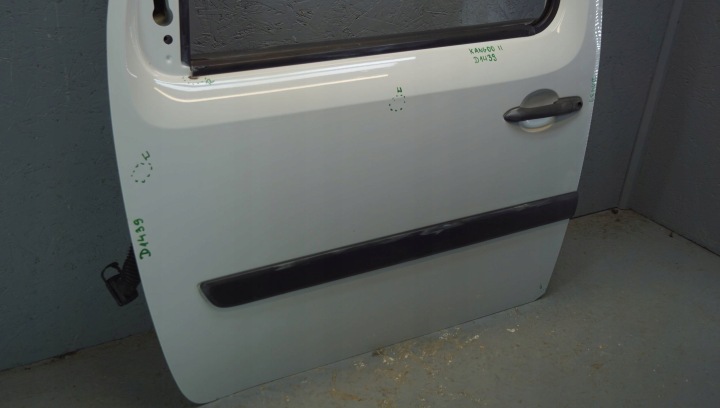PORTES GAUCHE AVANT RENAULT KANGOO II (D1439)