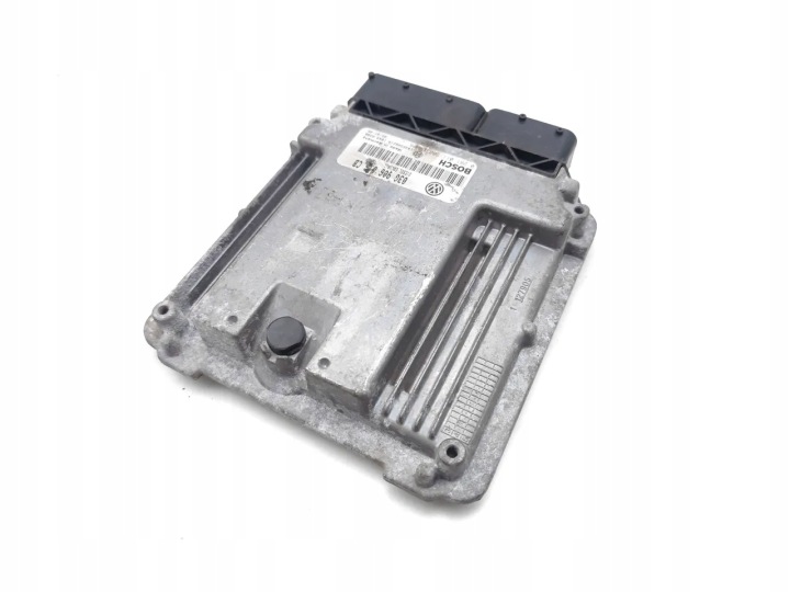 VW GOLF CONTRÔLEUR MODULE ECU 1.9 TDI DIESEL 77KW (105 HP) 03G906016CB 2006