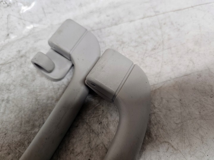 MANIVELLE POIGNÉE PLAFONNIERS DROIT GAUCHE ARRIÈRE AVANT BMW 5 E39 OE 8227593 8235578