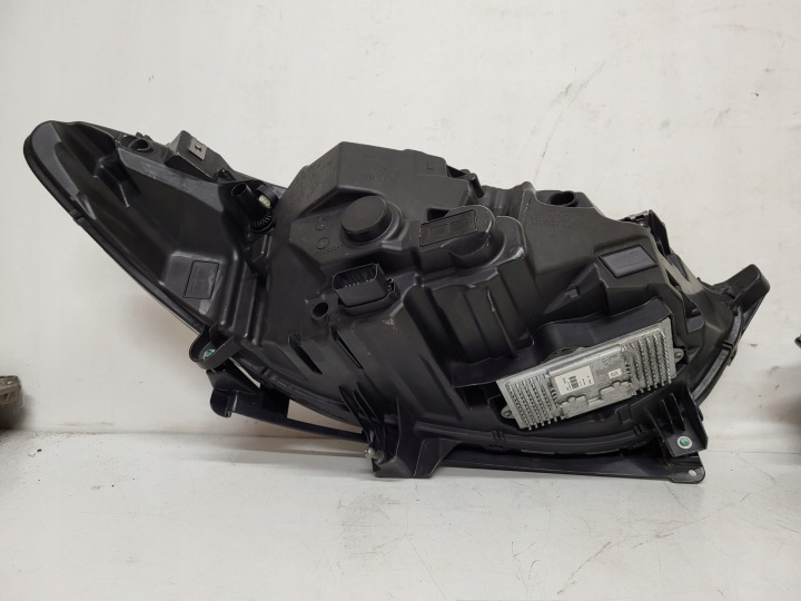 PHARE AVANT GAUCHE DROITE FORD MONDEO MK5 LIFT COMPLET LED