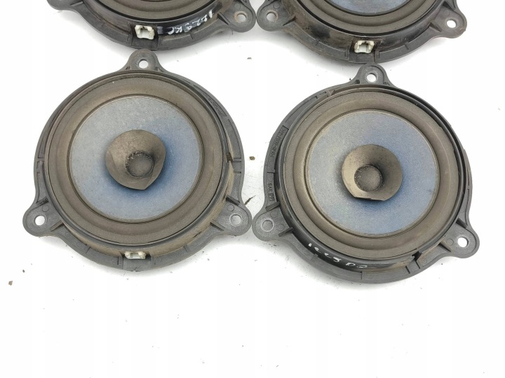 NISSAN X-TRAIL T30 2004 KIT AUDIO