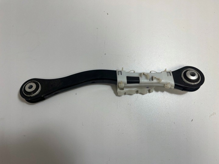BMW XM 2023 ARRIÈRE CÔTÉ DROITE SUSPENSION ARRIÈRE ENSEMBLE