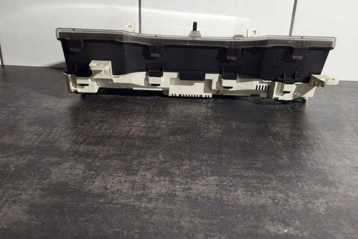 COMPTEUR TOYOTA CELICA (_T20_) 8320020780 1.8L GASOLINE 85KW 1996