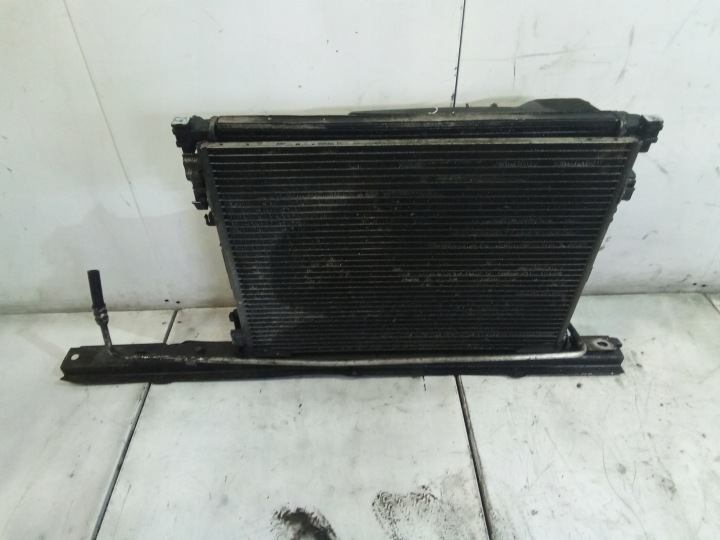G652 COURROIE RADIATEURS TRAFIC 1.9DCI