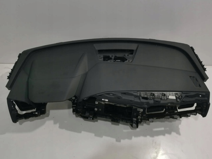 AUDI Q4 E-TRON PLANCHE CONSOLE 89B BEZNAPRAW BONNES CONDITIONS