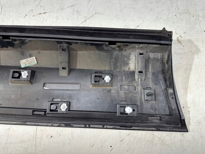 MOULURE PORTES GAUCHE ARRIÈRE VOLKSWAGEN TIGUAN II 5N 5NN854949A