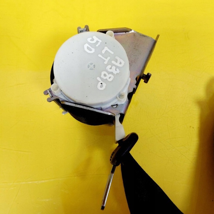CEINTURE DE SÉCURITÉ GAUCHE ARRIÈRE AUDI A3 S3 8P 5D 040494 NR232