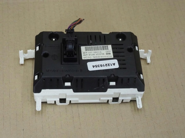 MONITEUR ÉCRAN FORD FIESTA MK7 8A6T-18B955-BJ