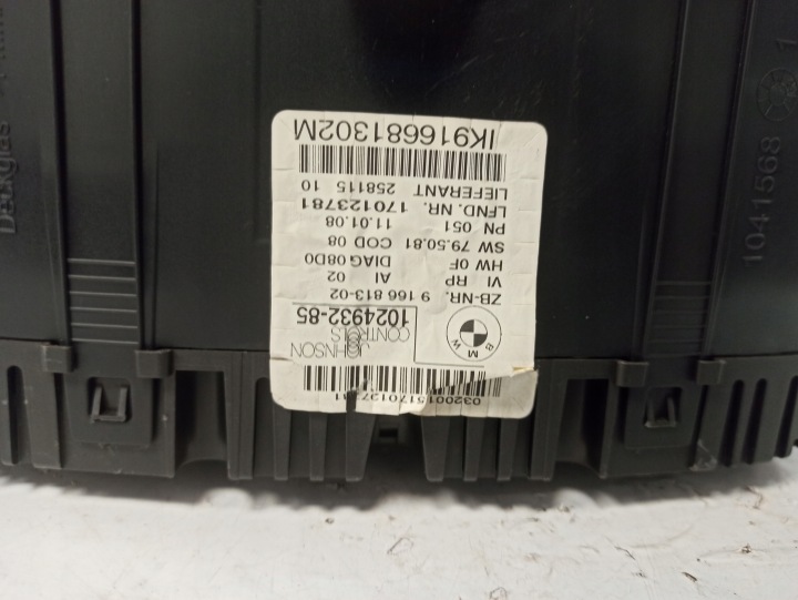 BMW 1 E87 COMPTEUR TABLEAU DE BORD 9166813-02 1024932-85