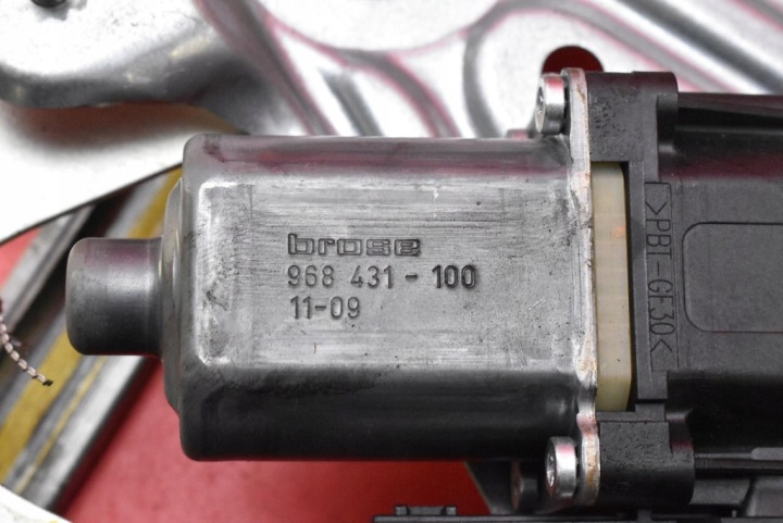 ÉLÉVATEUR VITRES GAUCHE AVANT EUROPE 807319718R RENAULT MEGANE SCENIC 3 III 09-12