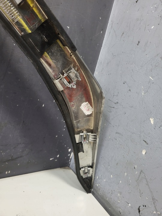 MOULURE REVÊTEMENT GARDE-BOUE CHROME GAUCHE AVANT CITROEN DS5 11-15 9802824577