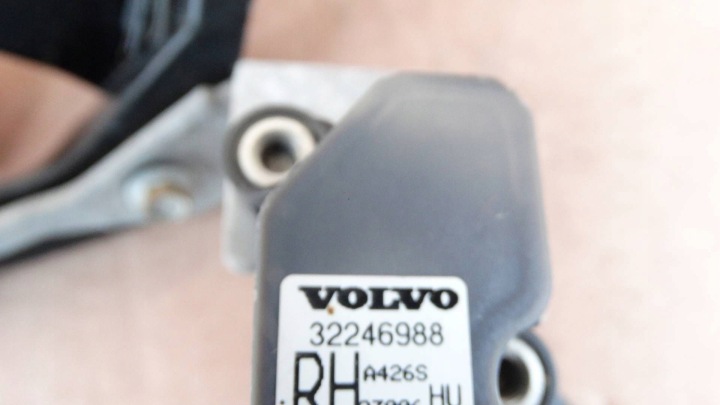 VOLVO XC90 II LIFT POIGNÉE FIXATION CAPTEUR NIVELLEMENT 32283752 32246988