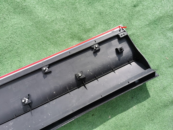 MOULURE SUR PORTES GAUCHE ARRIÈRE ARRIÈRE VW TIGUAN II 5NA 5NA854949A