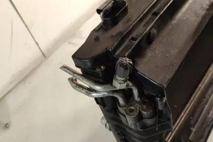 ENSEMBLE RADIATEURS BMW 5 TOURING (E61) 7792844 3.0L DIESEL 160KW 2005