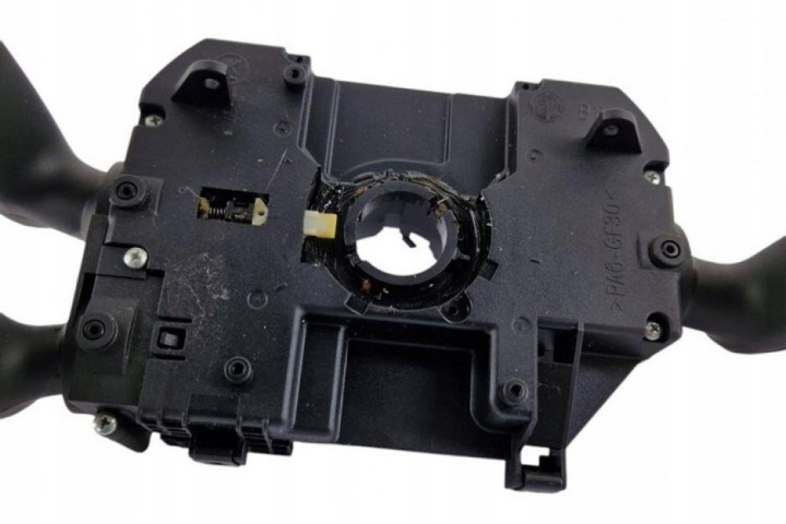 PANNEAU COMMUTATEURS ALFA ROMEO 159 (939_) 47143 2.0L DIESEL 125KW 2010