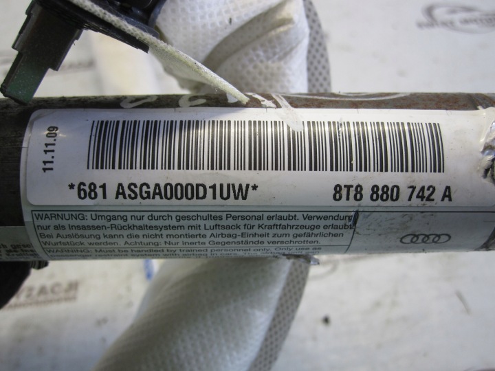 AUDI A5 8T 10R AIRBAG RIDEAU DROITE 8T8880742A