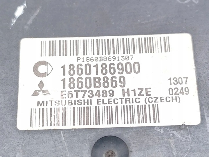 MITSUBISHI COLT CONTRÔLEUR MODULE ECU 1.3 ESSENCE 70KW (95 HP) 1860186900