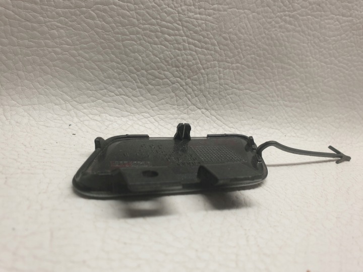 AUDI A3 8P 08-12 BOUCHON SUR CROCHET PARE-CHOCS AVANT 8P0807241B