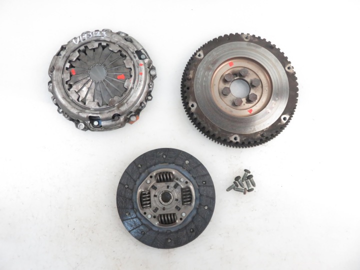 VOLANT D'INERTIE PEUGEOT 207 1.4 16V 193442 331271894