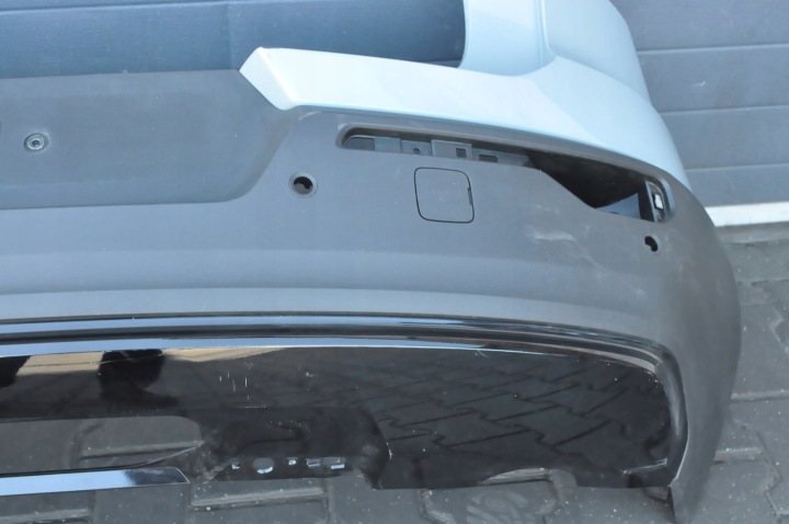 VOLVO XC40 2.0 B4 2025 R PARE-CHOCS ARRIÈRE ARRIÈRE 740